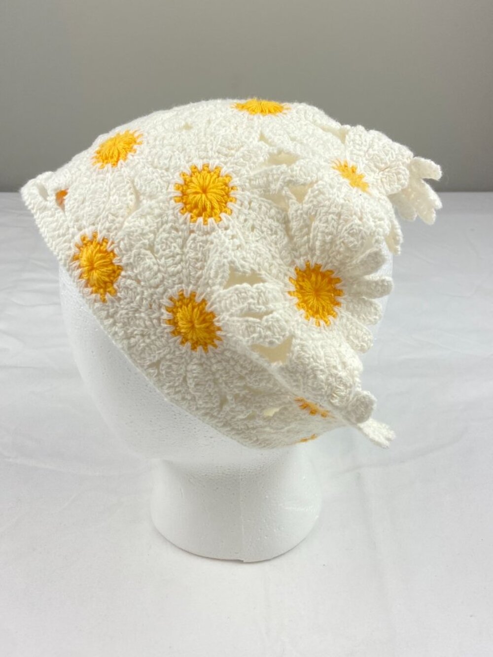Crochet White & Yellow Daisy Head Scarf Half Bandana Summer Boho Festival - Picture 7 of 8